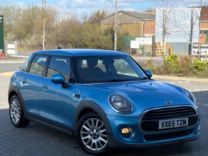 2015 MINI Hatch
