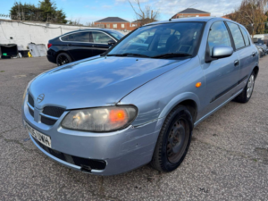 2005 Nissan Almera 1.8 Se 5dr in Blue — image 3