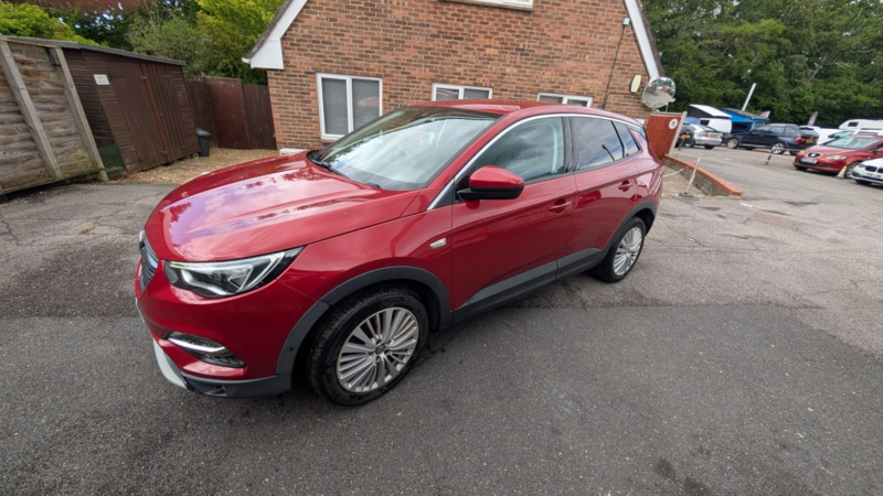 2018 Vauxhall Grandland X 1.6 Turbo D Blueinjection Tech Line Nav in Red — image 1