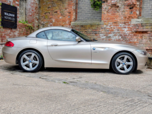 2011 BMW Z4 2.5 Z4 Sdrive23i Roadster in Silver — image 3