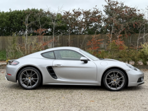 2017 Porsche 718 2.0 T in Silver — image 2
