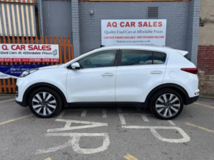 2017 Kia Sportage 1.7 Crdi 3 Euro 6 (s/s) 5dr in White — image 4