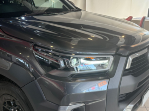 2023 Toyota Hilux 2.8 D-4d Invincible X in Grey — image 3