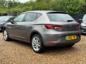 2016 SEAT Leon 1.2 Tsi Se Dynamic Technology Euro 6 (s/s) 5dr in Grey — image 3