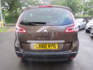 2010 Renault Scenic 1.5 Dci Privilege Tomtom Edc Euro 5 5dr in Bronze — image 6