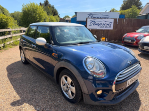 2015 MINI Hatch