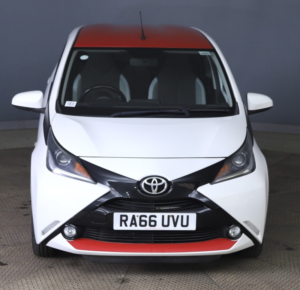 2017 Toyota Aygo 1.0 Vvt-I X-Press in White — image 2