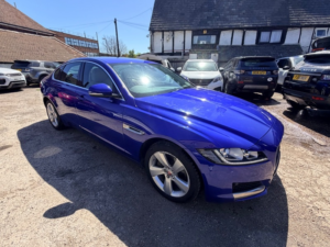 2018 Jaguar Xf D Portfolio in Blue — image 5