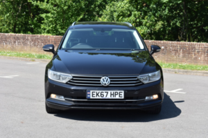 2017 Volkswagen Passat 2.0 Tdi Se Business in Black — image 5