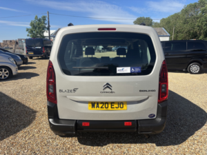 2020 Citroen Berlingo Wheelchair Accessible Vehicle Wav 1.5 Bluehdi Flair in Beige — image 4