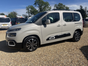 2020 Citroen Berlingo Wheelchair Accessible Vehicle Wav 1.5 Bluehdi Flair in Beige — image 6