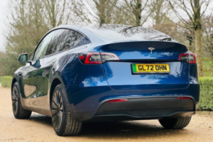 2022 Tesla Model Y Auto Rwd 5dr in Blue — image 4