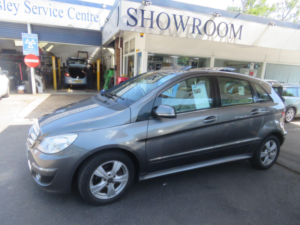 2008 Mercedes-Benz B Class 2.0 B180 Cdi Se CVT 5dr in Grey — image 5
