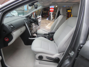 2008 Mercedes-Benz B Class 2.0 B180 Cdi Se CVT 5dr in Grey — image 6