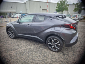 2021 Toyota C-Hr 1.8 Vvt-H Design in Grey — image 4