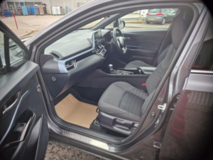 2021 Toyota C-Hr 1.8 Vvt-H Design in Grey — image 6