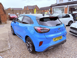 2023 Ford Puma 1.5 Puma St 5 Door 1.5l Ecoboost 200ps 6 Speed Manual in Blue — image 4