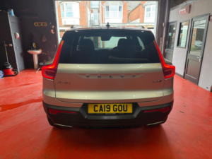 2019 Volvo Xc40 2.0 T4 R-Design Auto AWD Euro 6 (s/s) 5dr in Silver — image 6