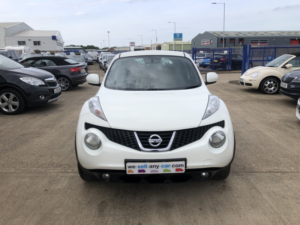 2012 Nissan Juke 1.6 Acenta in White — image 3