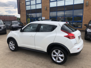 2012 Nissan Juke 1.6 Acenta in White — image 6