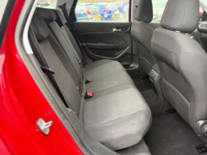 2015 Peugeot 308 Sw 1.6 Bluehdi Active Euro 6 (s/s) 5dr in Red — image 5
