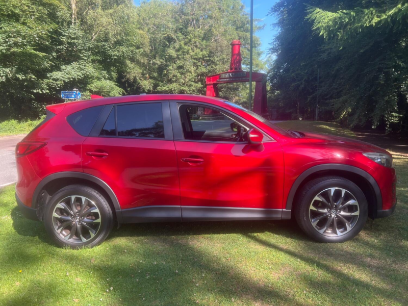 2015 Mazda Cx-5 2.2 Skyactiv-D Sport Nav in Red — image 1