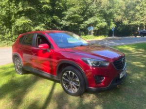2015 Mazda Cx-5 2.2 Skyactiv-D Sport Nav in Red — image 2