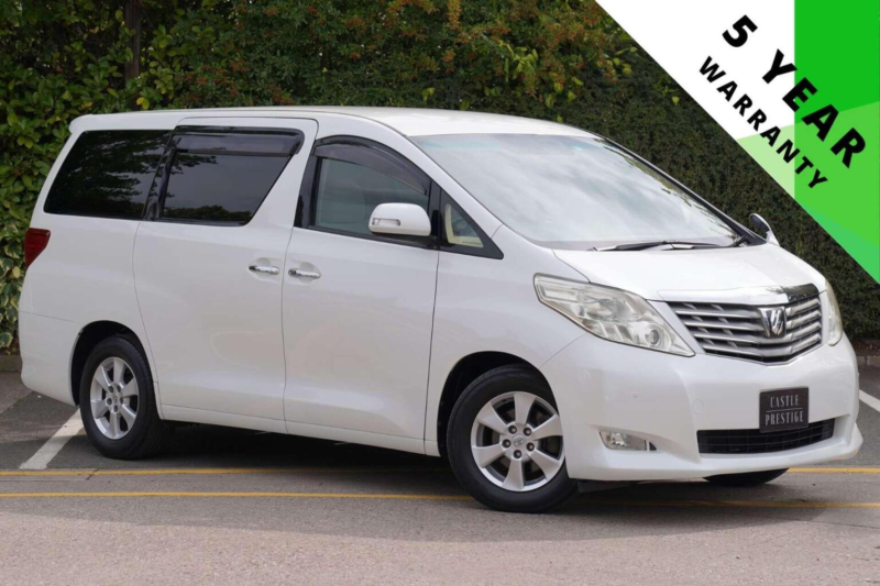 2010 Toyota Alphard 2.4 240 X 5dr 8 Seats in White — image 1