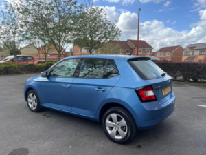 2017 Skoda Fabia 1.2 Tsi Se DSG Euro 6 (s/s) 5dr in Blue — image 5