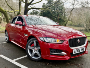 2016 Jaguar Xe