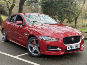 2016 Jaguar Xe 2.0 Gtdi*r-Sport 240*cam-Meridian-Xenon-Fsh-Nav-Dab-Ulez**outstanding Marque Bigspec** in Red — image 2