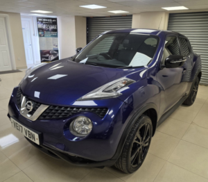 2017 Nissan Juke 1.2 Dig-T N-Connecta SUV 5dr Petrol Manual Euro 6 (s/s) (115 Ps) in Blue — image 2