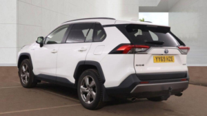 2019 Toyota Rav4 2.5 Vvt-H Design CVT 4WD Euro 6 (s/s) 5dr in White — image 3