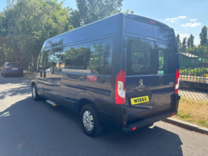 2019 Peugeot Boxer 2.0 Bluehdi 335 in Blue — image 6
