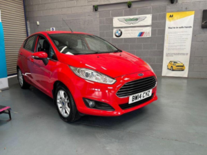 2014 Ford Fiesta 1.25 Zetec Euro 5 5dr in Red — image 2