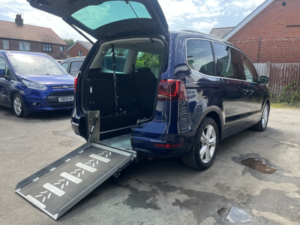 2019 SEAT Alhambra 2.0 Tdi Xcellence in Blue — image 4