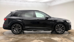 2020 Audi Q7 3.0 Tfsi V6 55 Black Edition SUV 5dr Petrol Tiptronic Quattro Euro 6 (s/s) (340 Ps) in Black — image 3