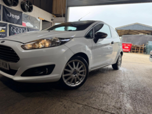 2015 Ford Fiesta Van 1.5 Tdci Econetic Panel Van 3dr in White — image 3