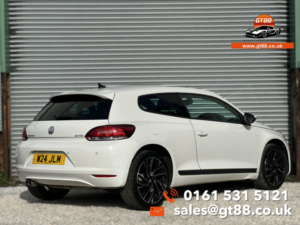 2011 Volkswagen Scirocco 2.0 Tdi Bluemotion Tech Gt Auto DSG in White — image 2