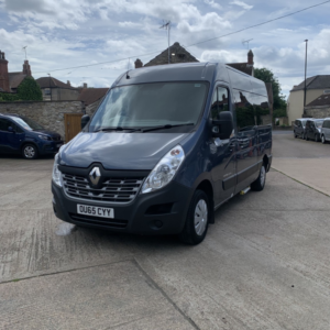 2016 Renault Master 2.3 Fwd Mm33 Dci 125 Quickshift6 Business in Blue — image 2