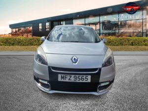 2013 Renault Scenic