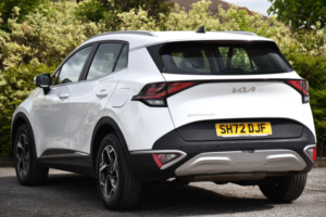 2023 Kia Sportage 1.6 T-Gdi 2 SUV 5dr Petrol Manual Euro 6 (s/s) (148 Bhp) in White — image 3