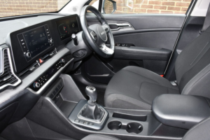 2023 Kia Sportage 1.6 T-Gdi 2 SUV 5dr Petrol Manual Euro 6 (s/s) (148 Bhp) in White — image 4
