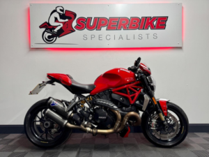 2016 Ducati Monster 1200 1200 R Euro 4 in Red — image 2