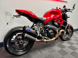2016 Ducati Monster 1200 1200 R Euro 4 in Red — image 4