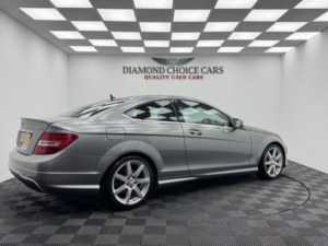 2014 Mercedes-Benz C Class 2.1 C220 Cdi Amg Sport Edition in Silver — image 6