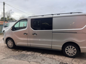 2016 Vauxhall Vivaro 1.6 Cdti 2900 Sportive L2 H1 Euro 5 5dr in Silver — image 3