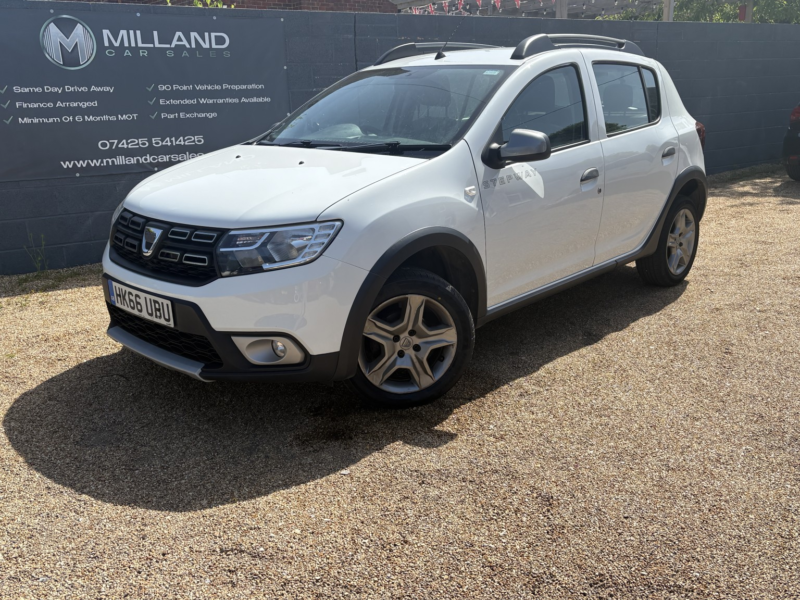 2016 Dacia Sandero Stepway 0.9 Stepway Ambiance Tce 90 in White — image 1