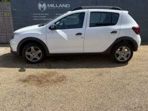 2016 Dacia Sandero Stepway 0.9 Stepway Ambiance Tce 90 in White — image 2