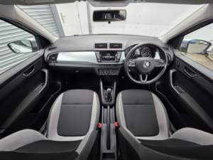 2018 Skoda Fabia 1.0 Tsi Se in Silver — image 2